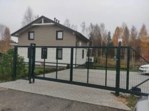 Откатные ворота, цвет зелёный